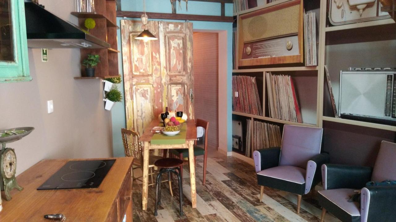 Appartamento Unique Stylish House In Beautiful Graca Lisbona Esterno foto