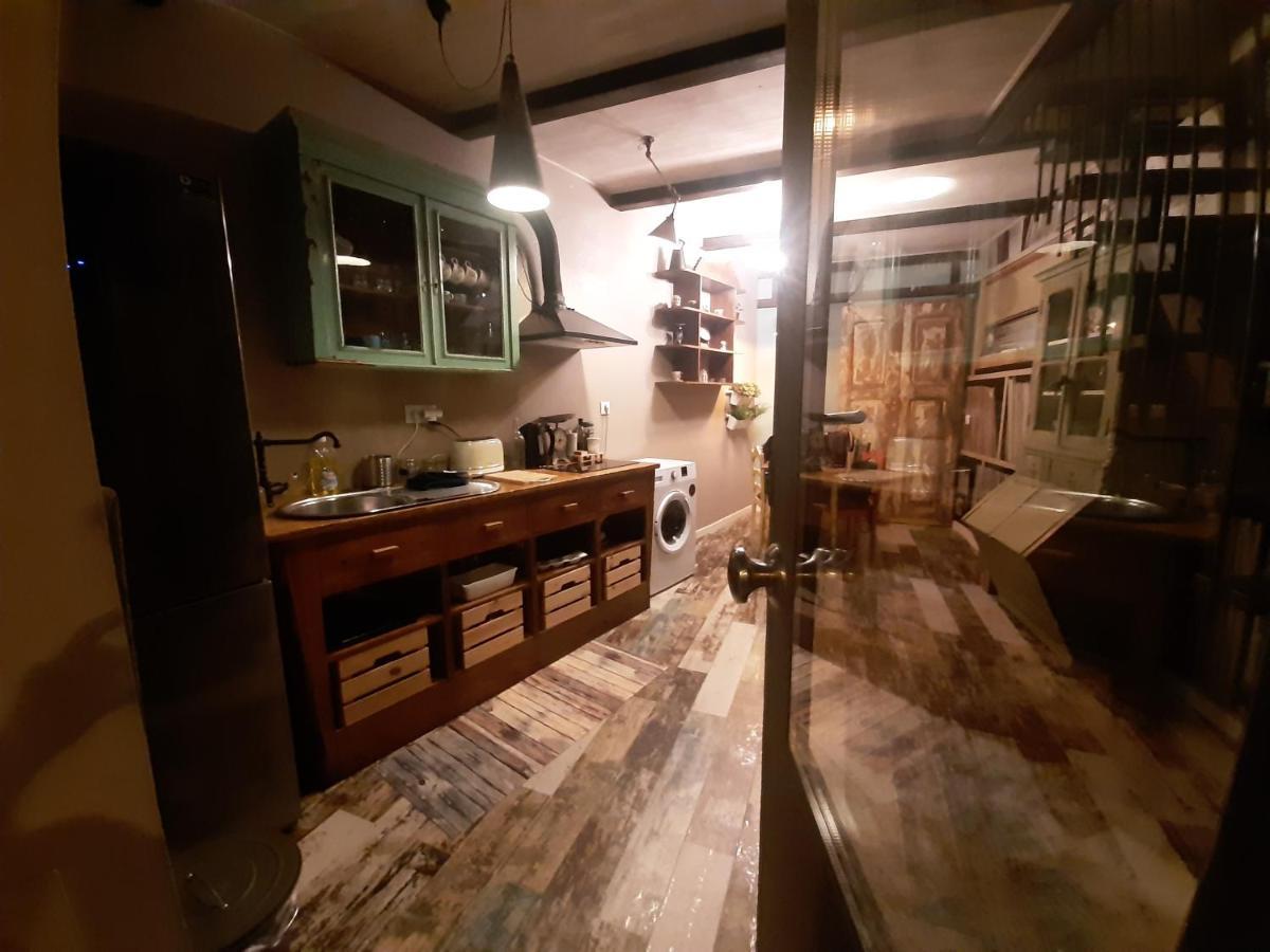 Appartamento Unique Stylish House In Beautiful Graca Lisbona Esterno foto